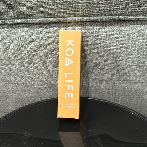 KOA LIFE VITAMIN C LIP TREATMENT - Picture 1 of 5